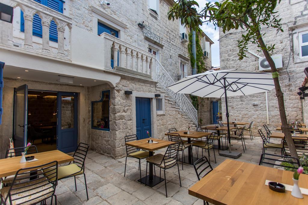 Bifora Heritage Hotel Trogir Exterior foto