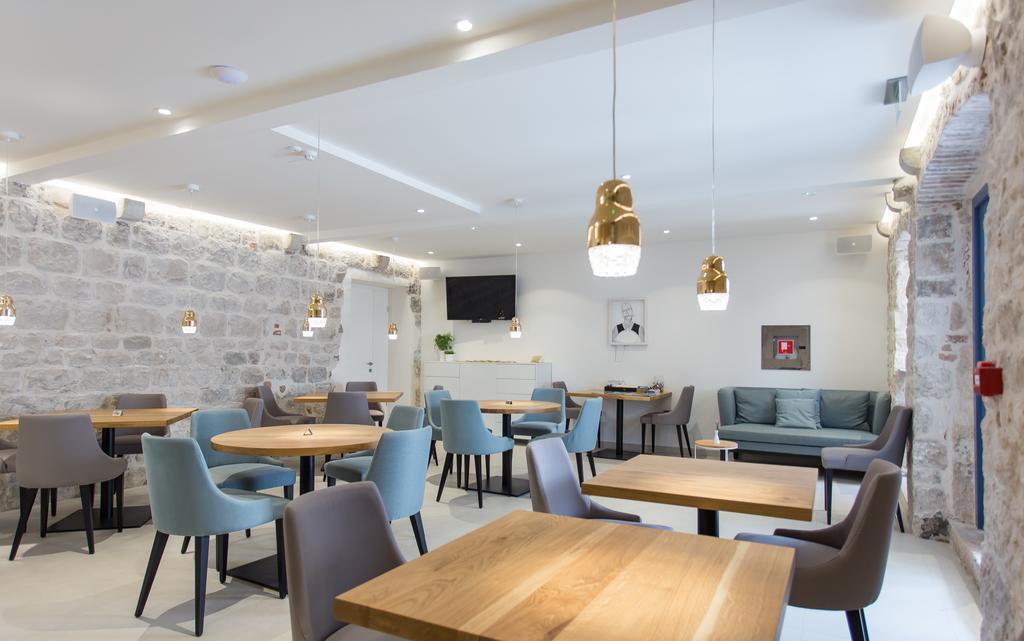 Bifora Heritage Hotel Trogir Exterior foto